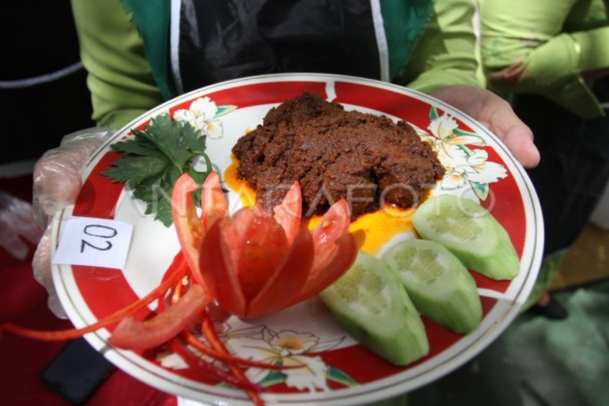 Atur porsi makan saat Lebaran bantu badan tetap sehat