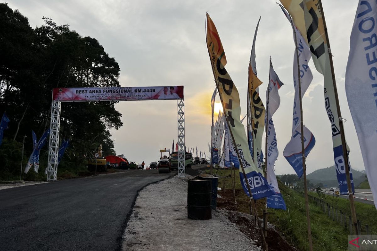 Pemprov Jateng buka rest area fungsional jalur tol Semarang-Solo