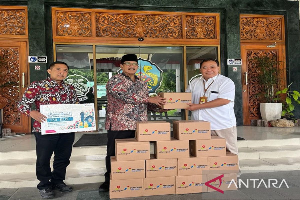 PHE-WMO bantu kebutuhan bahan pokok warga miskin Bangkalan