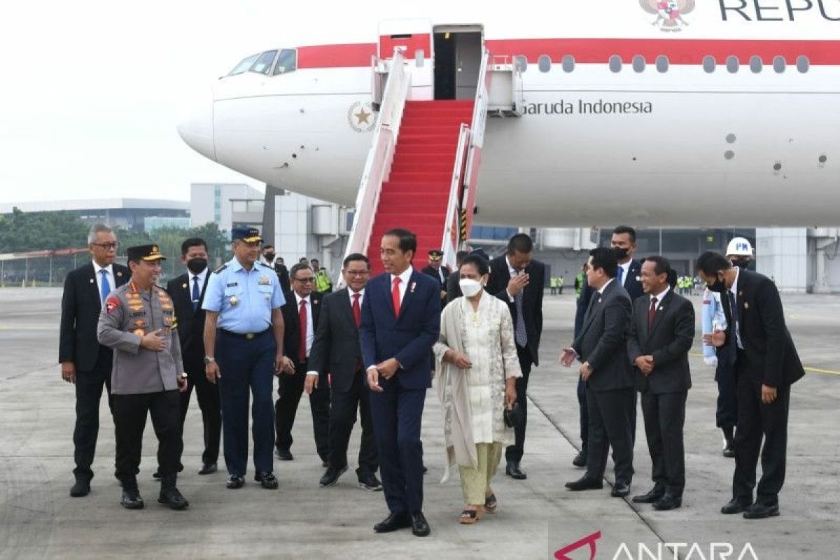 Presiden Jokowi tiba di Tanah Air usai kunjungan ke Hannover Jerman