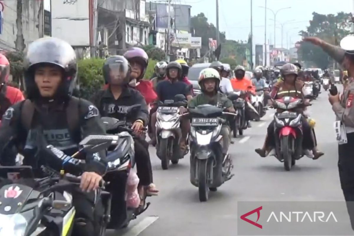 Polres Bekasi lakukan rekayasa lalin Jalur Pantura cegah macet