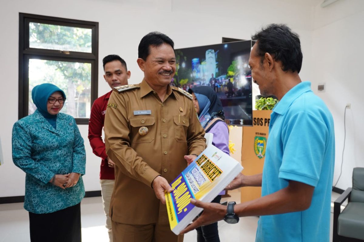 Pemkot Madiun salurkan BLT hasil cukai untuk 170 buruh sasaran