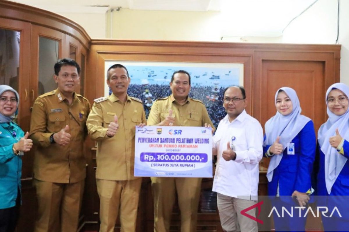 Pariaman terima CSR Bank Nagari Rp100 juta