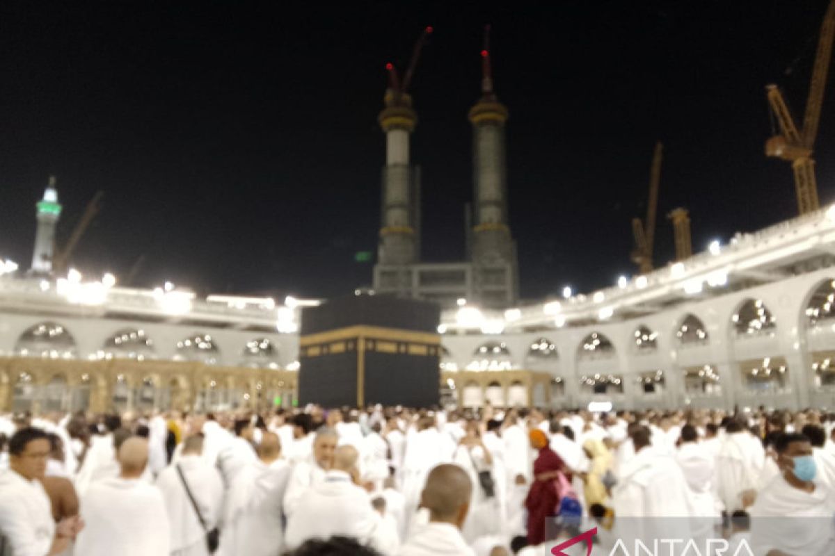 Menikmati shalat Subuh di Masjidil Haram