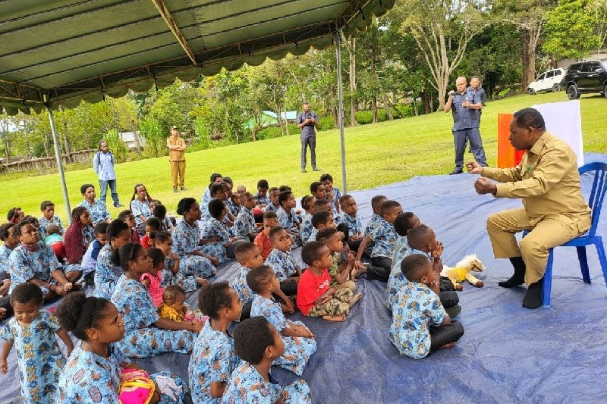 Pj Gubernur Papua Pegunungan kunjungi Panti Asuhan Izinmo Wamena