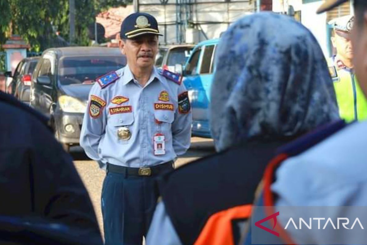 ARUS MUDIK - Dishub Tanah Laut periksa kendaraan angkutan mudik