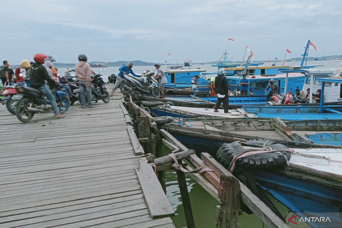 Pelabuhan Kabupaten Penajam Paser Utara masih sepi pemudik
