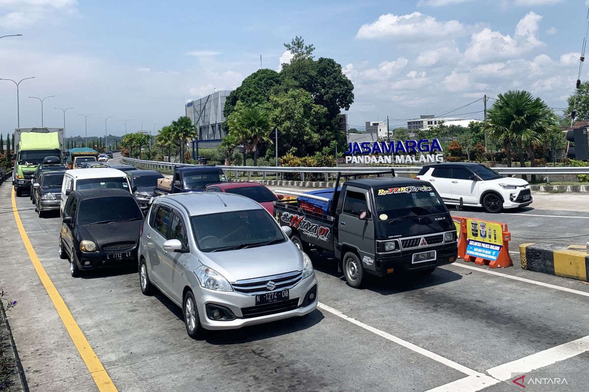 Jelang Lebaran, arus lalu lintas kendaraan menuju Malang lancar