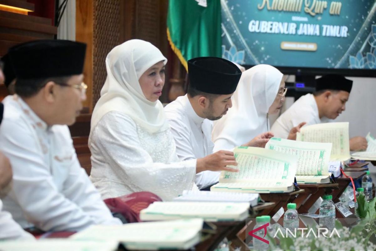 Gubernur Khofifah ajak perbanyak amal ibadah di penghujung Ramadhan