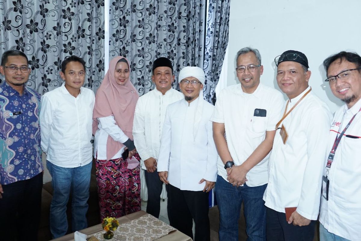 Finnet semarakkan Ramadhan titipkan donasi ke Yayasan Daarut Tauhiid