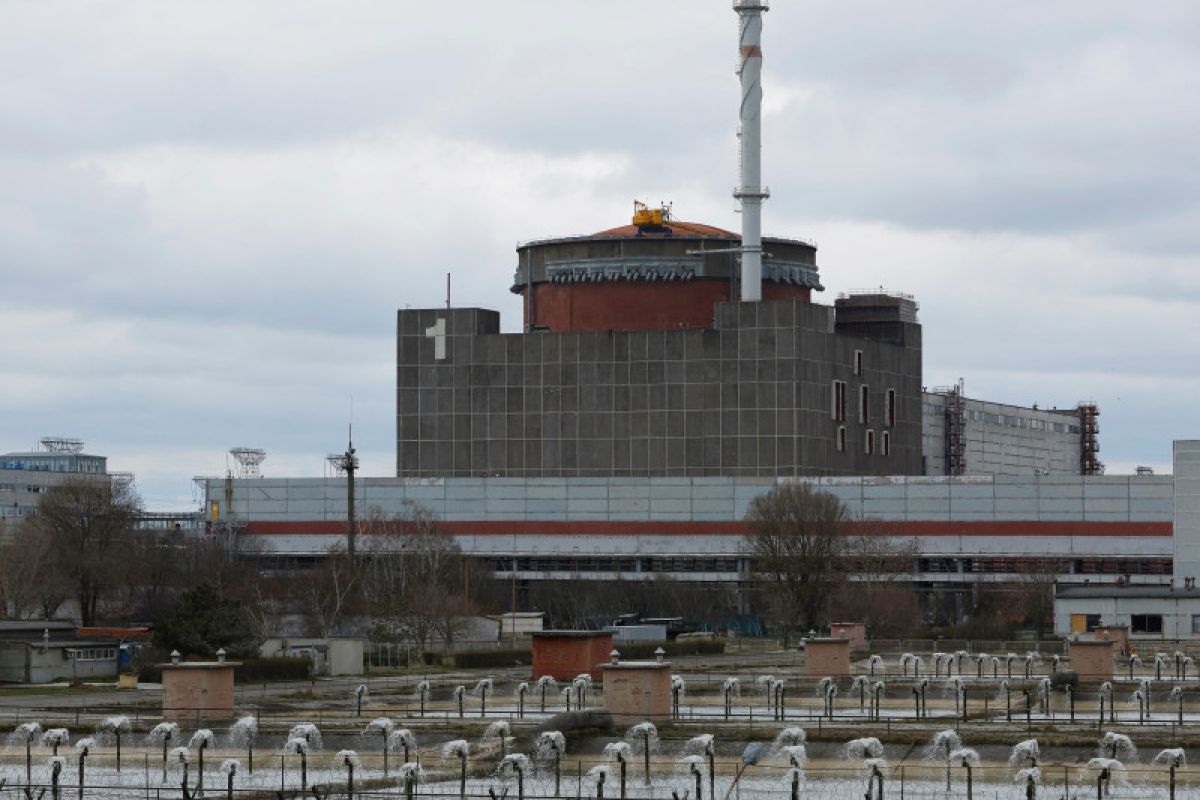 Presiden Ukraina sebut Rusia berencana serang pembangkit nuklir Zaporizhzhia