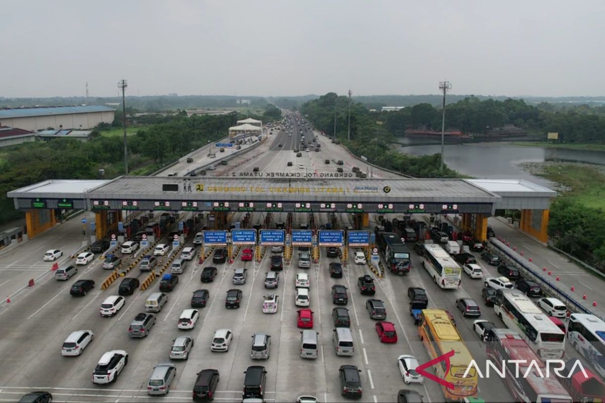Jasamarga sebut 393.060 kendaraan tinggalkan Jakarta lewati Cikampek Utama