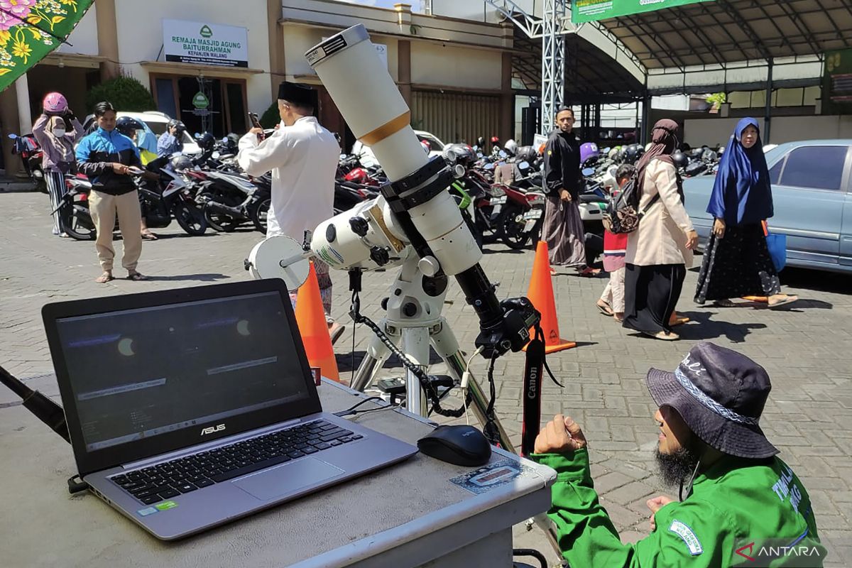 BMKG Malang amati fenomena gerhana matahari hibrida