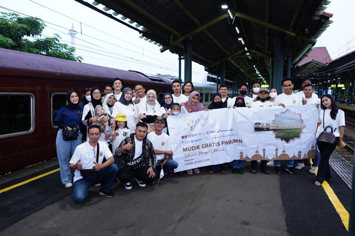 Ministry, FW SOEs send journalists home on Priority train