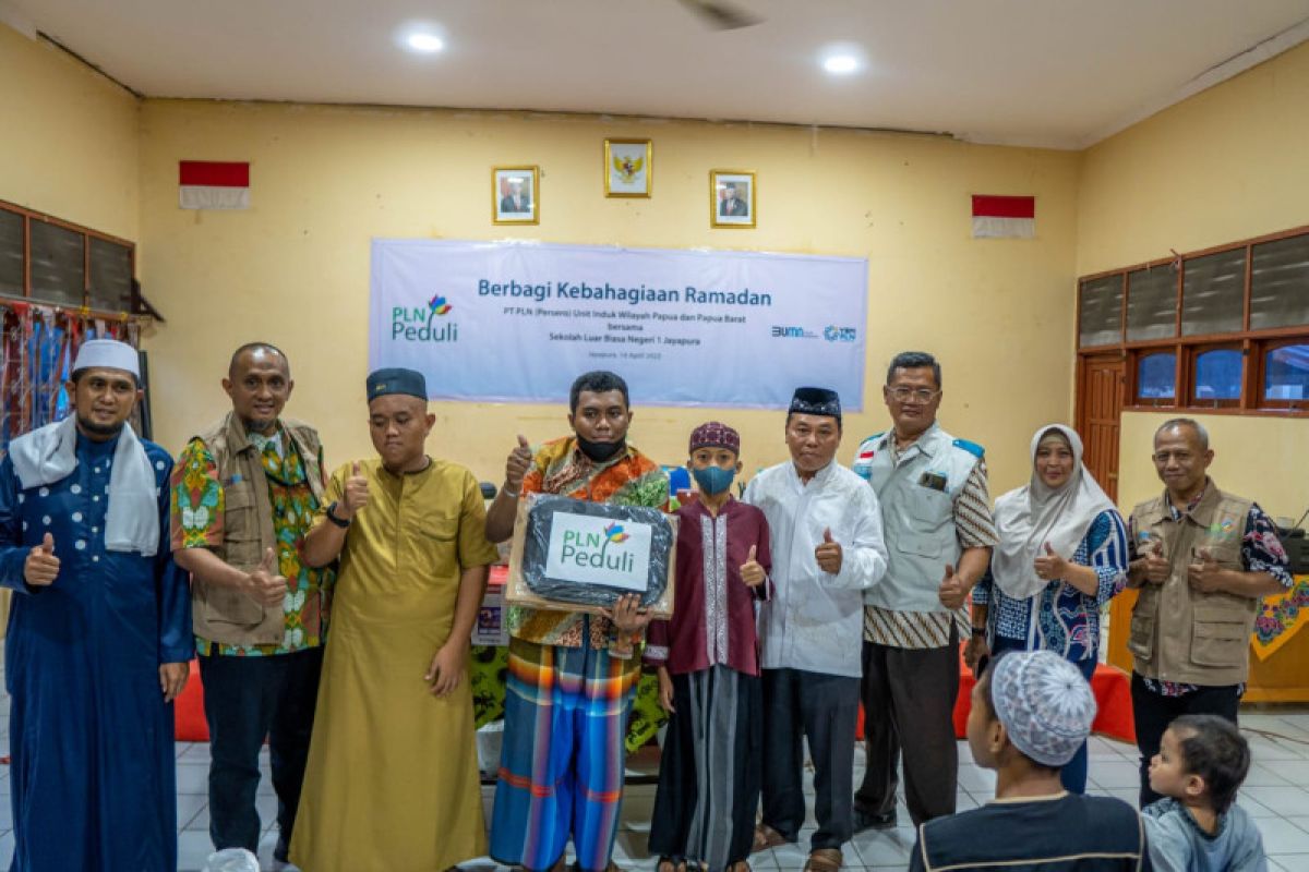 PLN berbagi berkah sarana belajar pendidikan di Tanah Papua