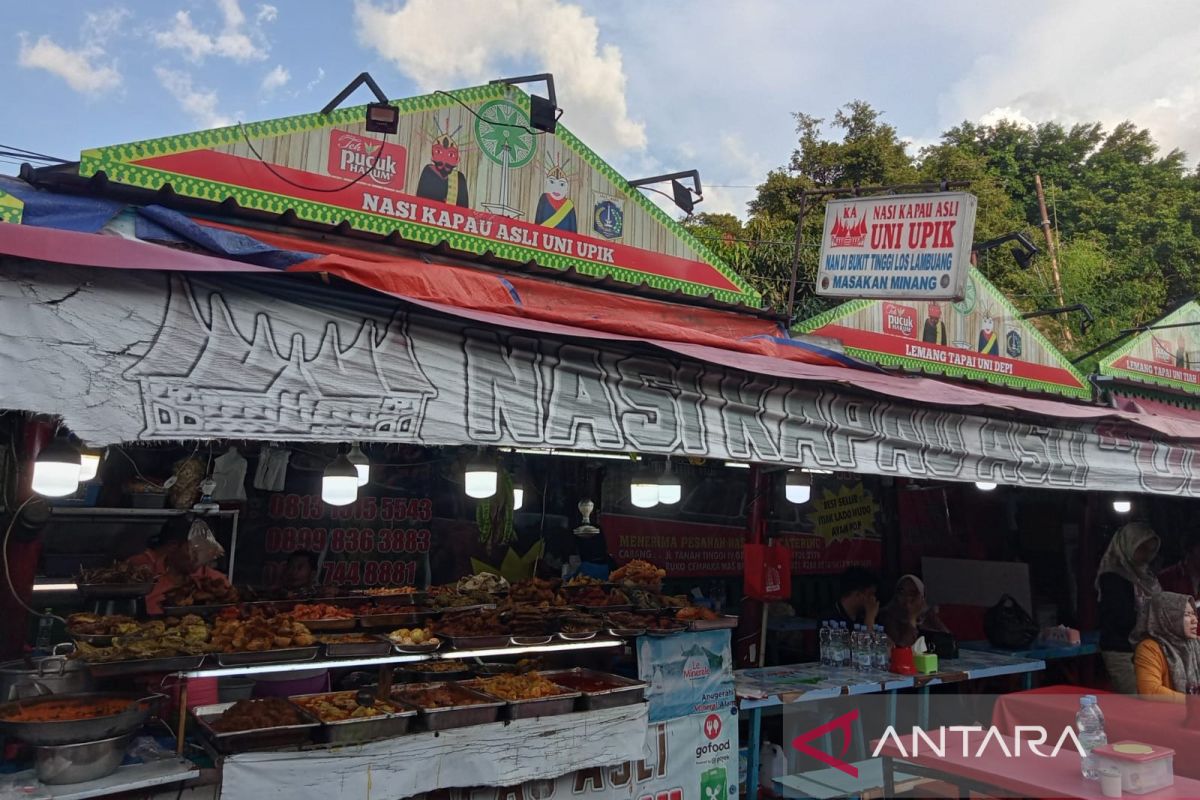 Kedai Nasi Kapau "Uni Upik" hidangkan resep nenek moyang