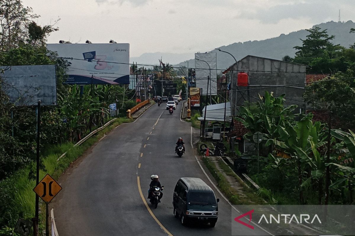 Arus mudik jalur selatan Jateng ruas batas Jabar-Wangon lancar