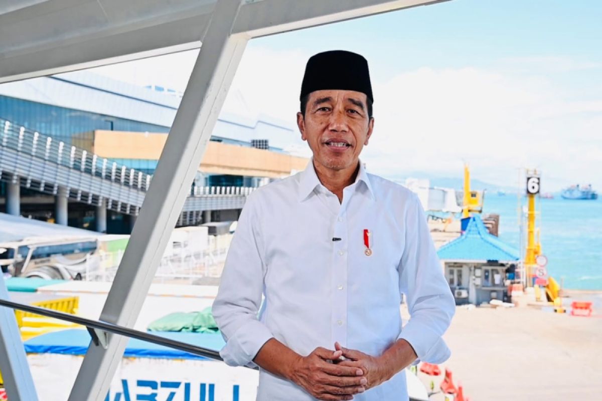 President Jokowi asks residents to travel safely during Eid