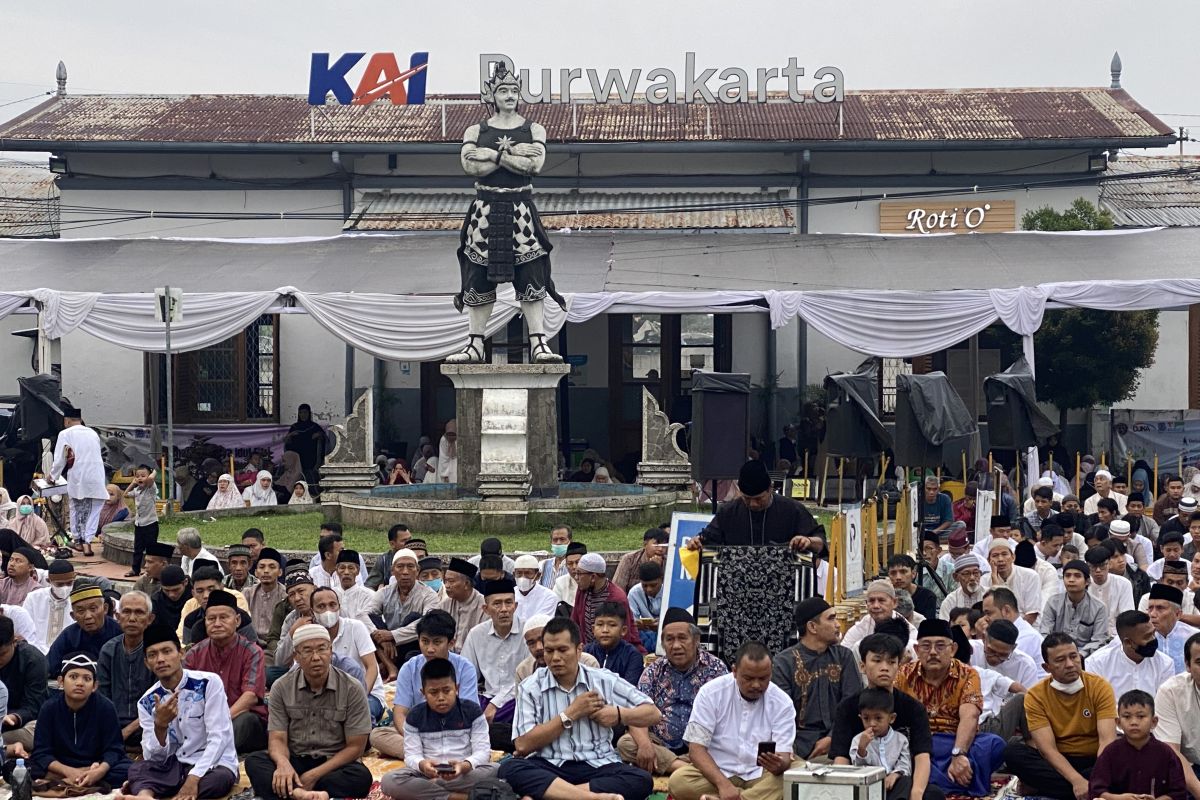 Muhammadiyah gunakan parkiran Stasiun Purwakarta untuk Shalat Id