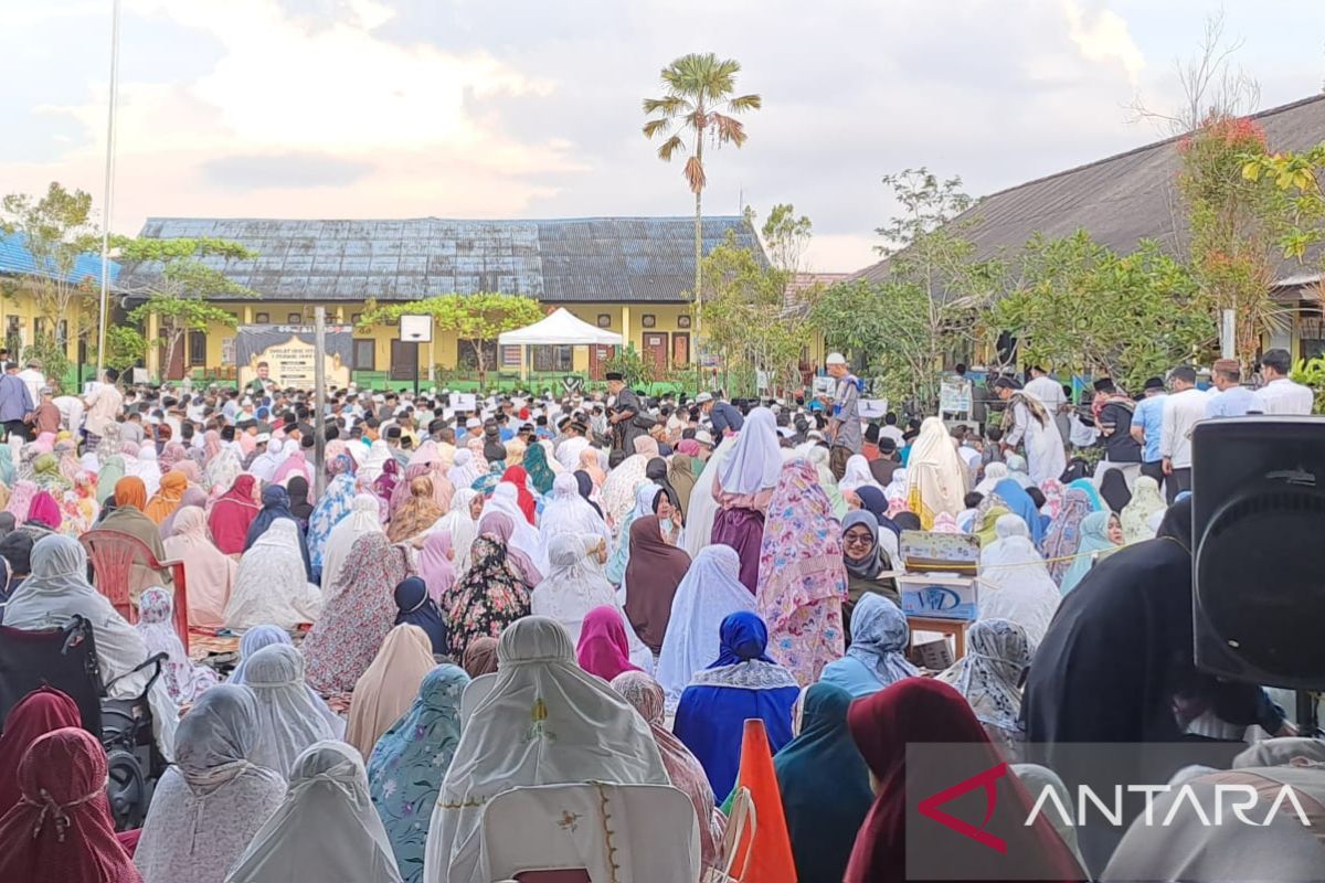 LEBARAN 2023 - Seribuan warga Muhammadiyah Babel laksanakan Shalat Idul Fitri