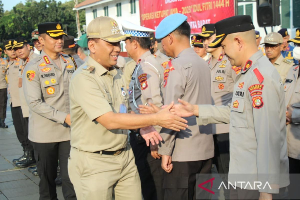 Wali Kota Jakbar imbau warga tidak main petasan saat malam takbiran