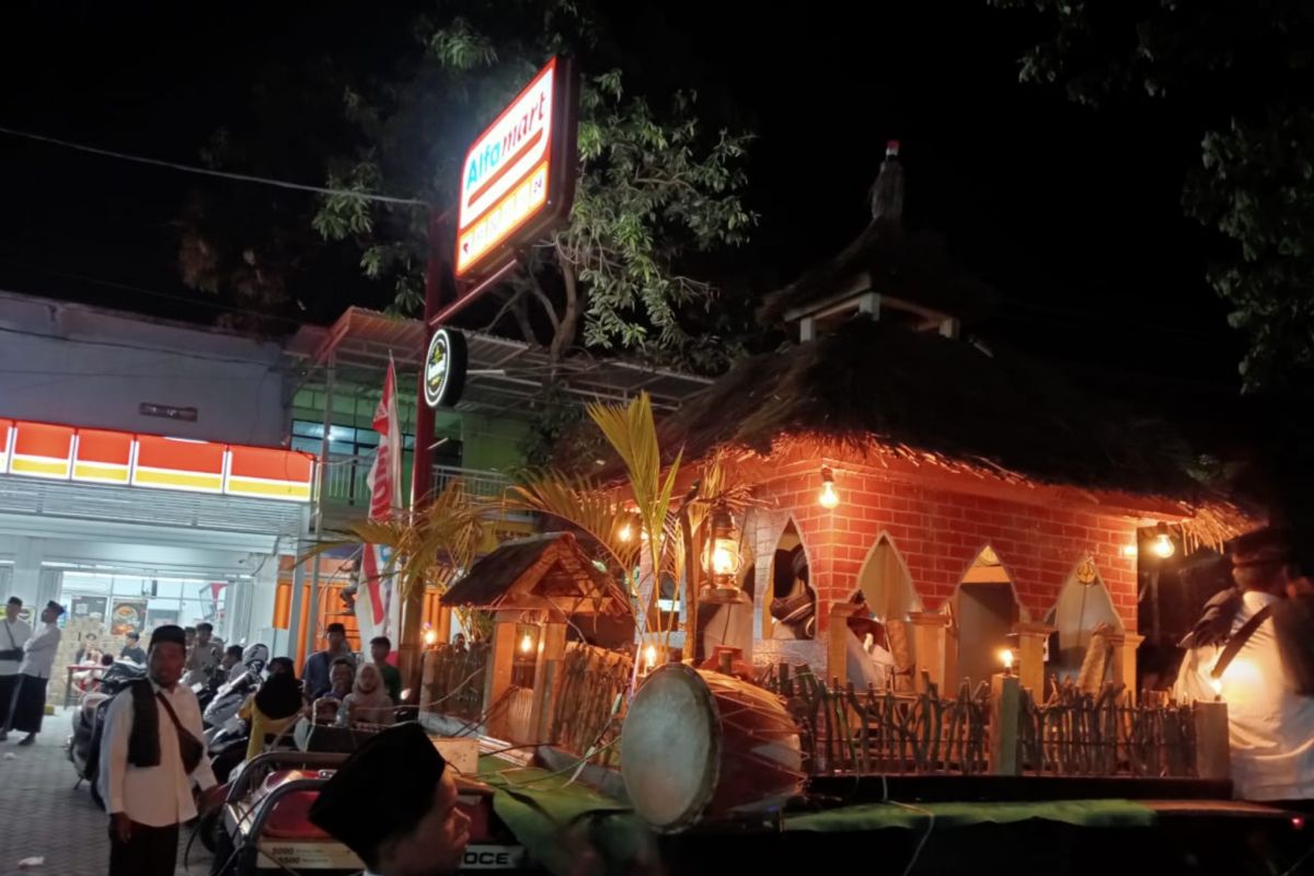 Warga Lombok Tengah rayakan malam Lebaran dengan pawai takbiran