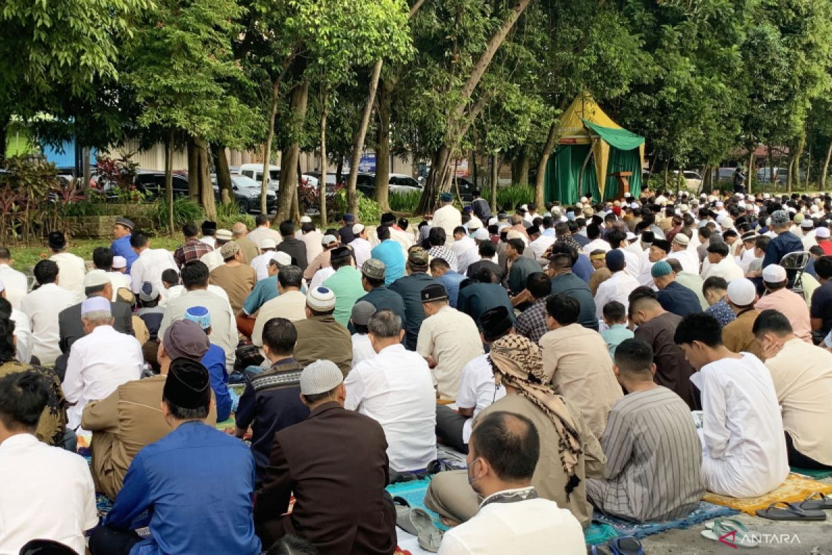 Sebagian umat Islam di Kota Malang laksanakan shalat Id