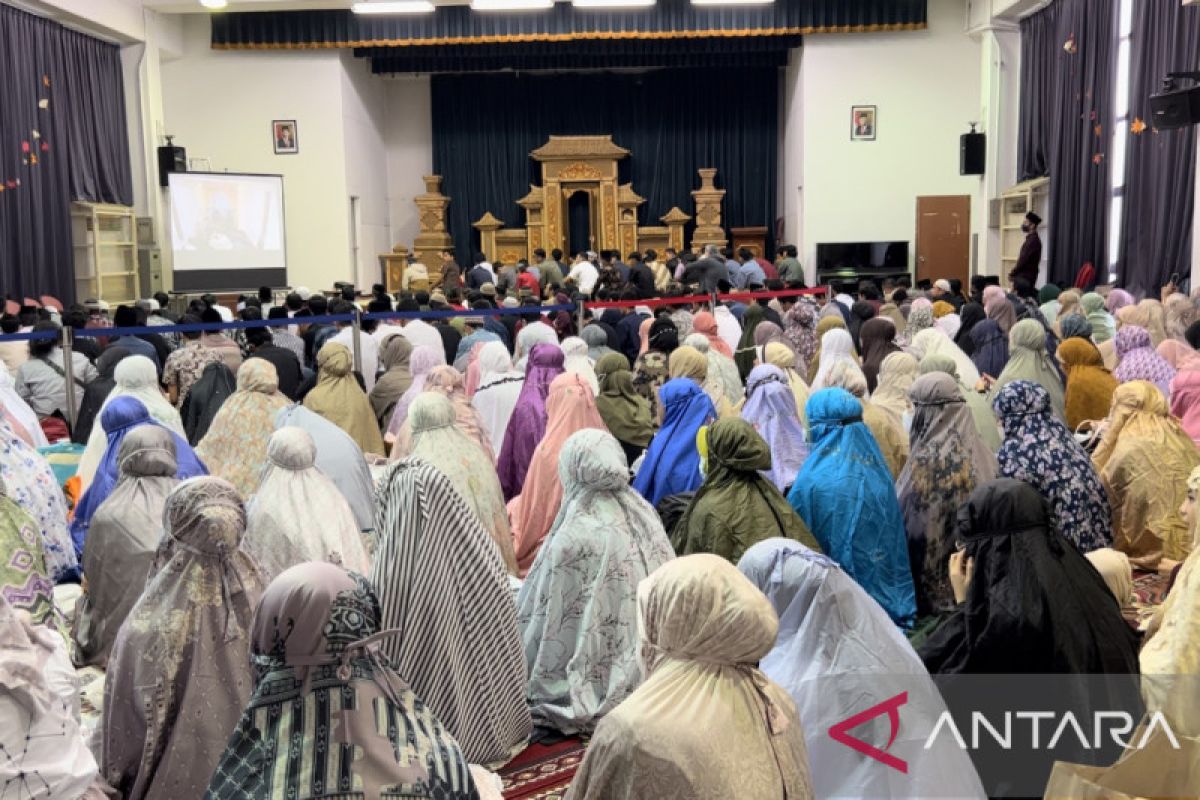 Ribuan Muslim shalat Idul Fitri di Masjid Indonesia Tokyo