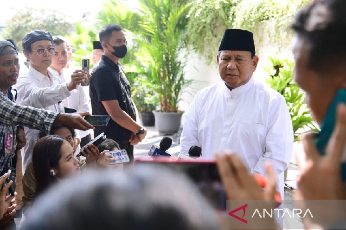 Prabowo sebut tidak ada pembicaraan terlalu politis dengan Jokowi