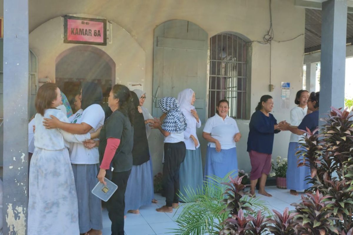 120 warga binaan Lapas Perempuan Semarang dapat remisi Lebaran