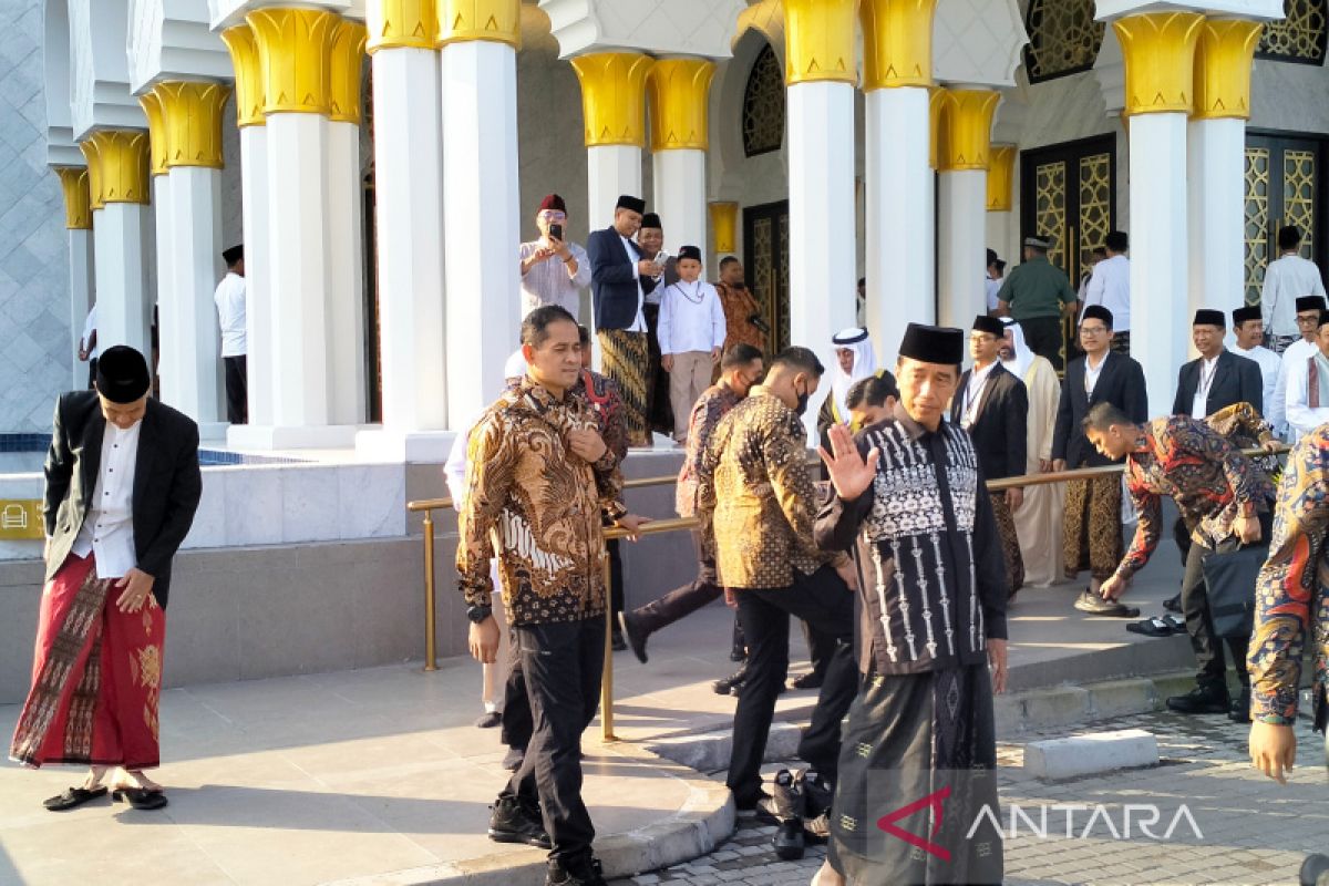 Joko Widodo sebut sejumlah nama yang berpotensi dampingi Ganjar PranowoPranowo