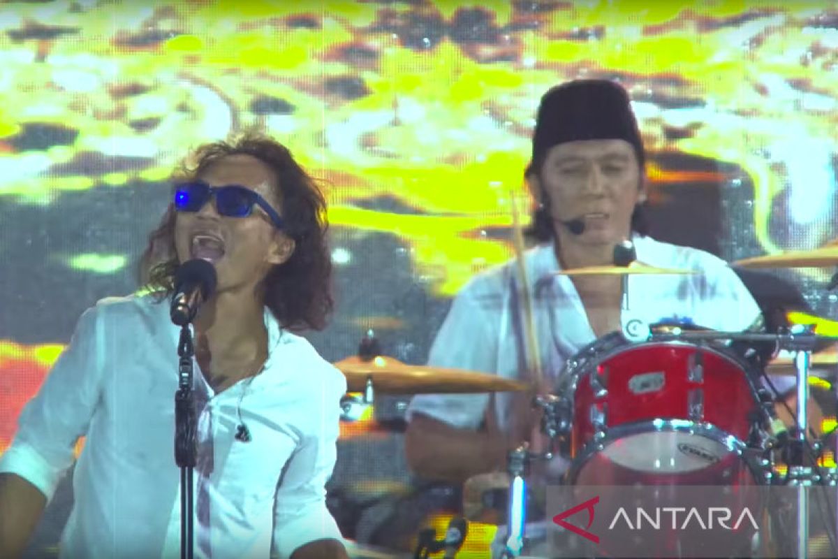 Sambut lebaran, Band Slank rilis video live "Ulama Bergerak"