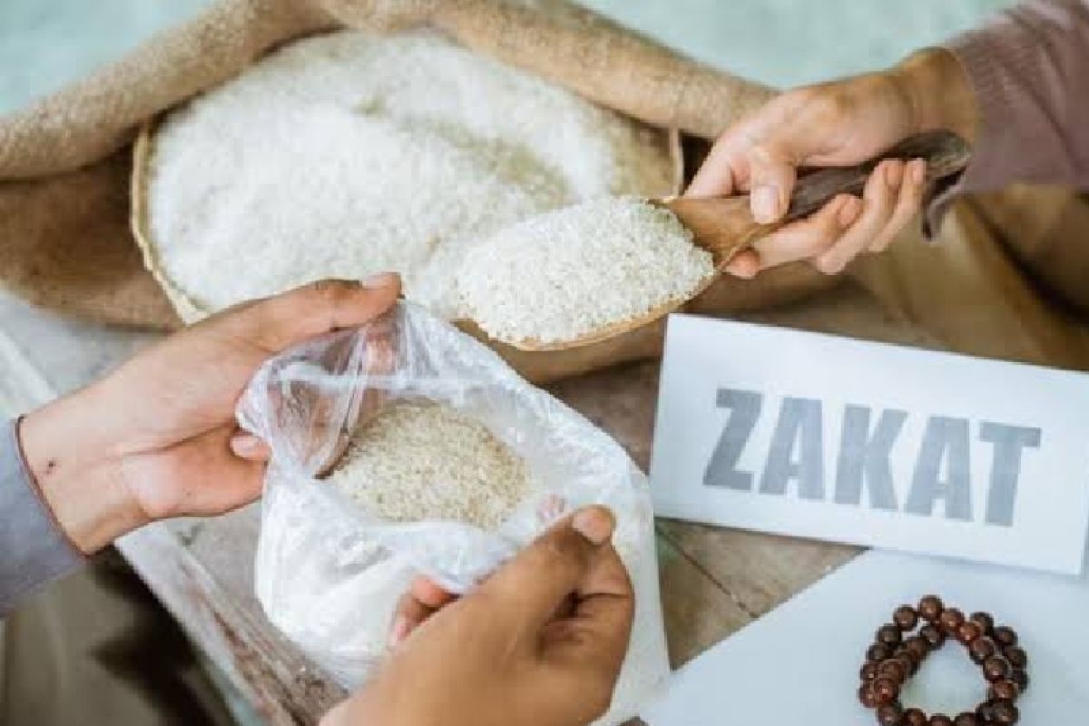 BKM Masjid Raya Al-Mashun Medan salurkan 2 ton beras zakat fitrah