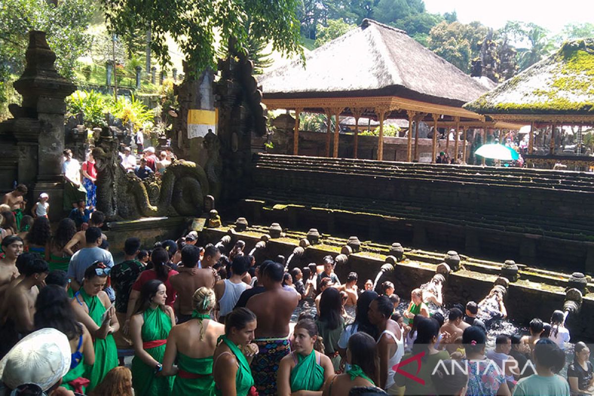 Wisata Tampaksiring jadi destinasi libur Lebaran di Bali