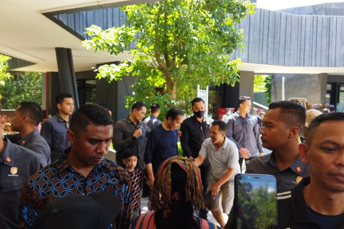 Pemkab Manggarai Barat bangga Presiden Jokowi kunjungi Gua Batu Cermin