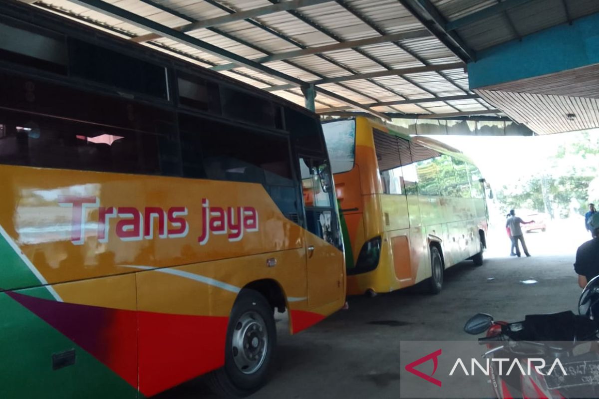 ARUS BALIK - Terminal Sungai Kunjang alami peningkatan bus berangkat rute Kota Bangun