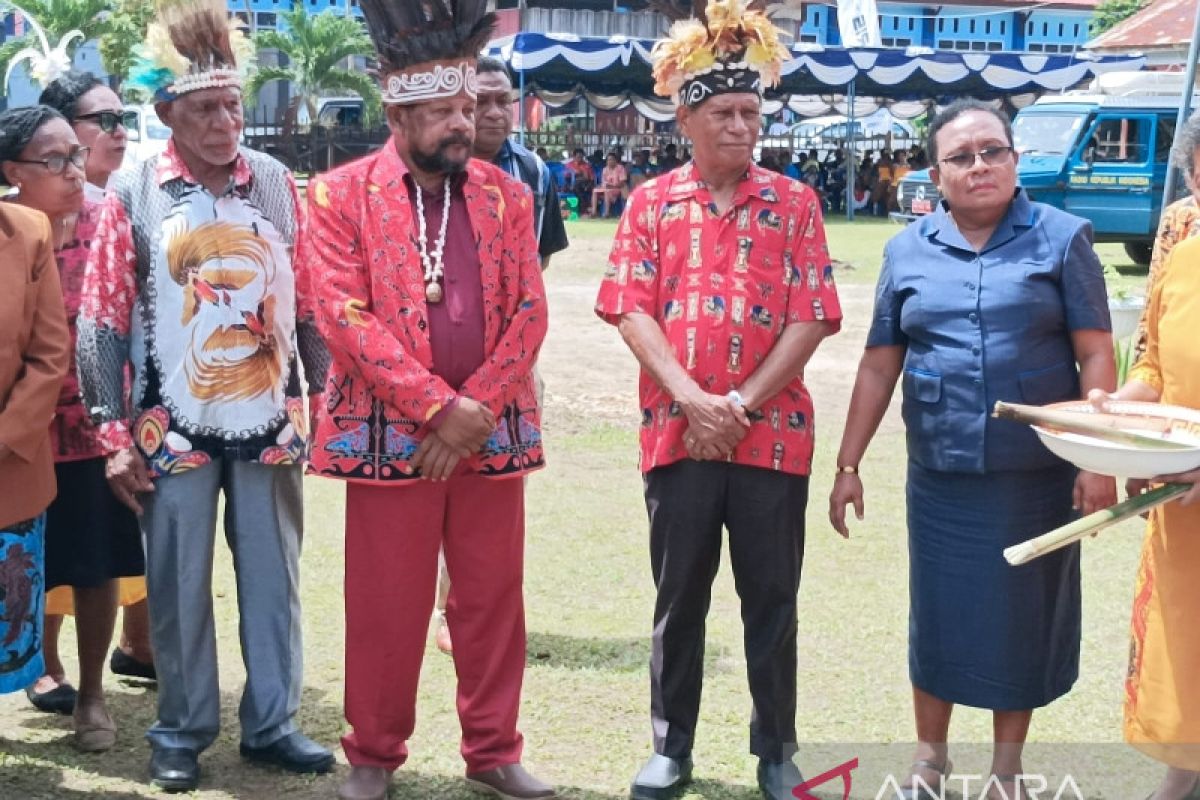 Dewan Adat minta perempuan Papua menjaga martabat diri di tahun politik