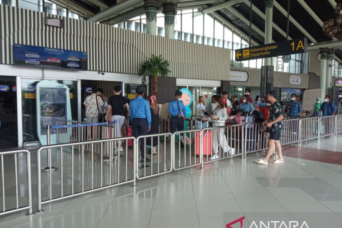 Bandara Soetta sebut jumlah penumpang naik 24 persen arus balik H+1