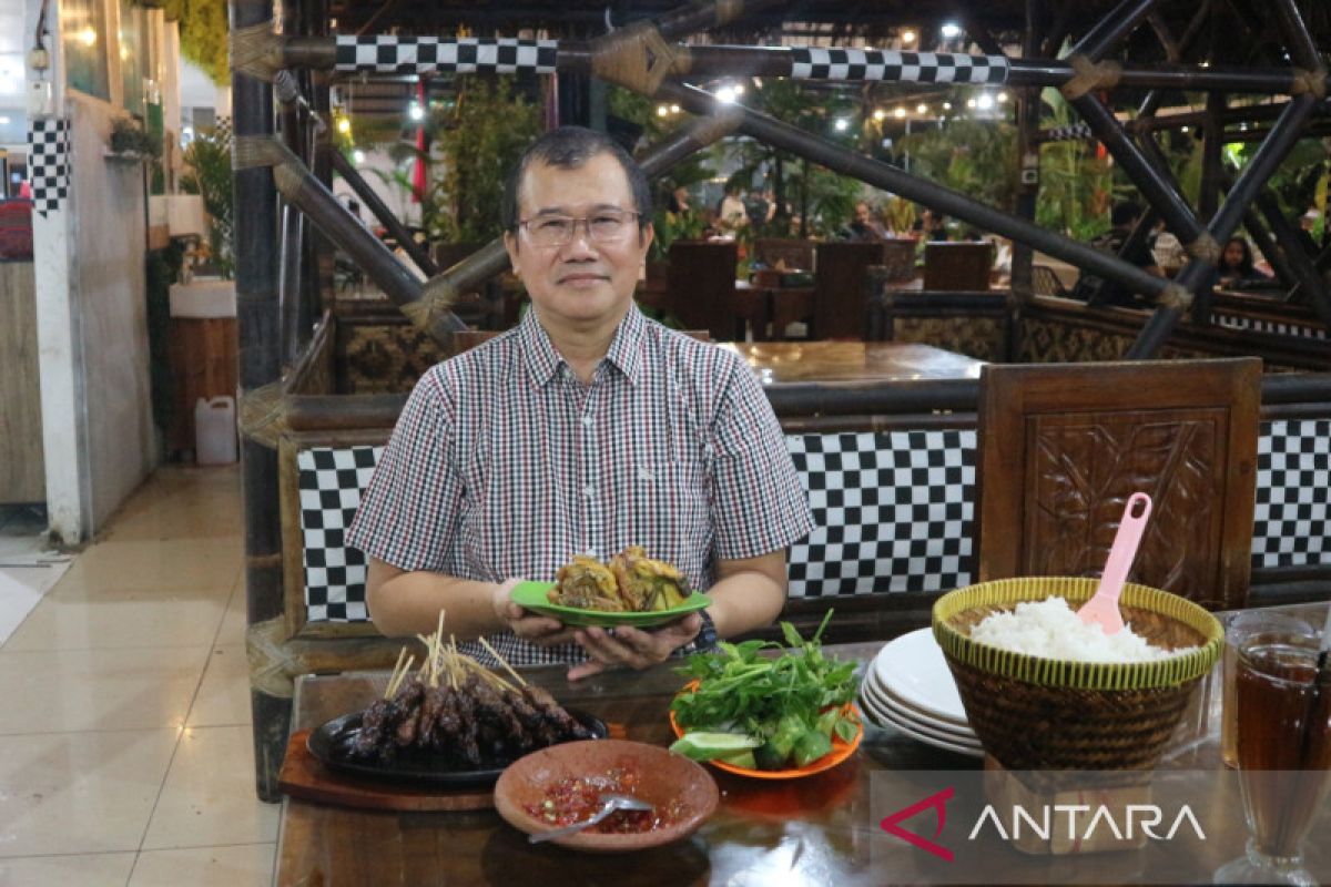 Wisata kuliner ayam goreng basah di Purwakarta