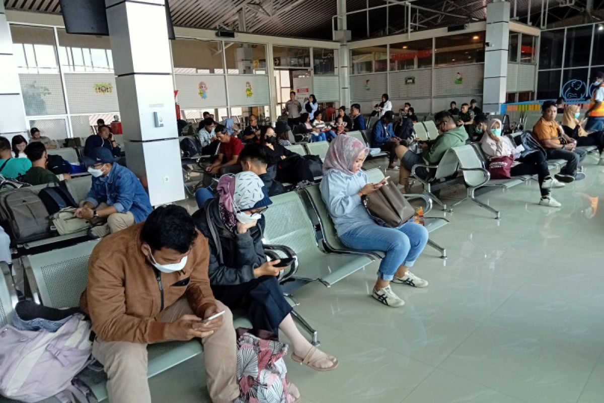 Bandara Rendani catat penumpang pesawat 1.689 orang pada H+3