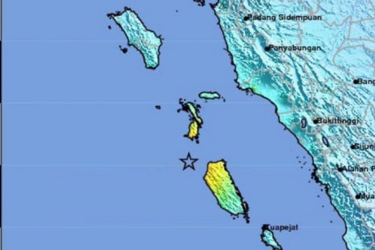 Gempa M 7.3 terasa 30 detik di Kota Padang