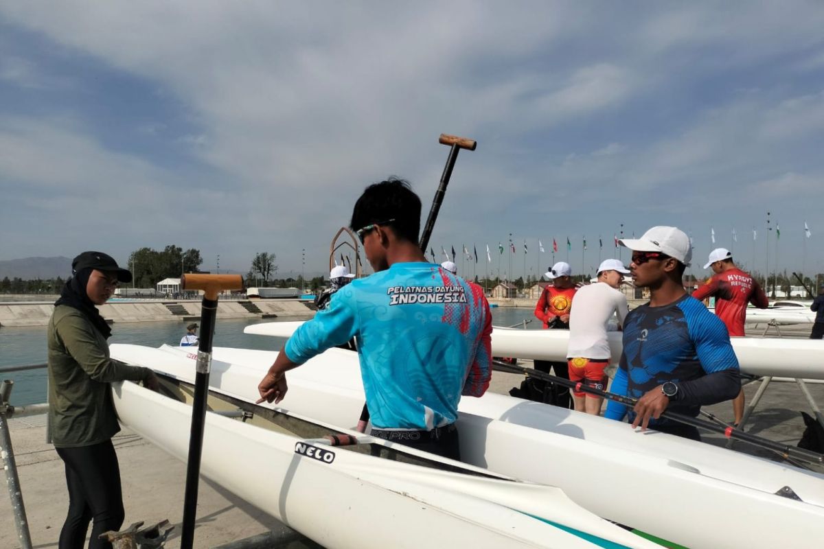 10 atlet dayung Indonesia ikut Kejuaran Asia Rowing Beach Sprint 2023