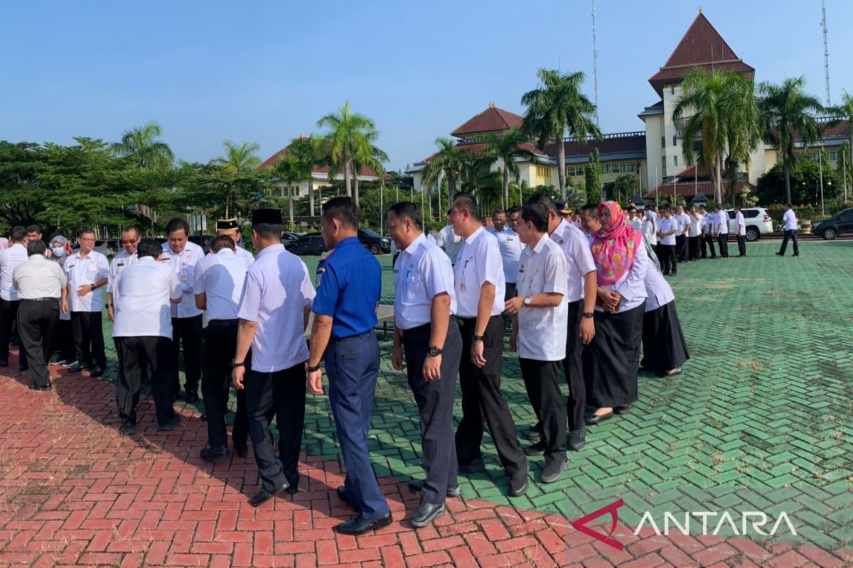 ASN Pemkab Bekasi kembali bekerja usai cuti bersama