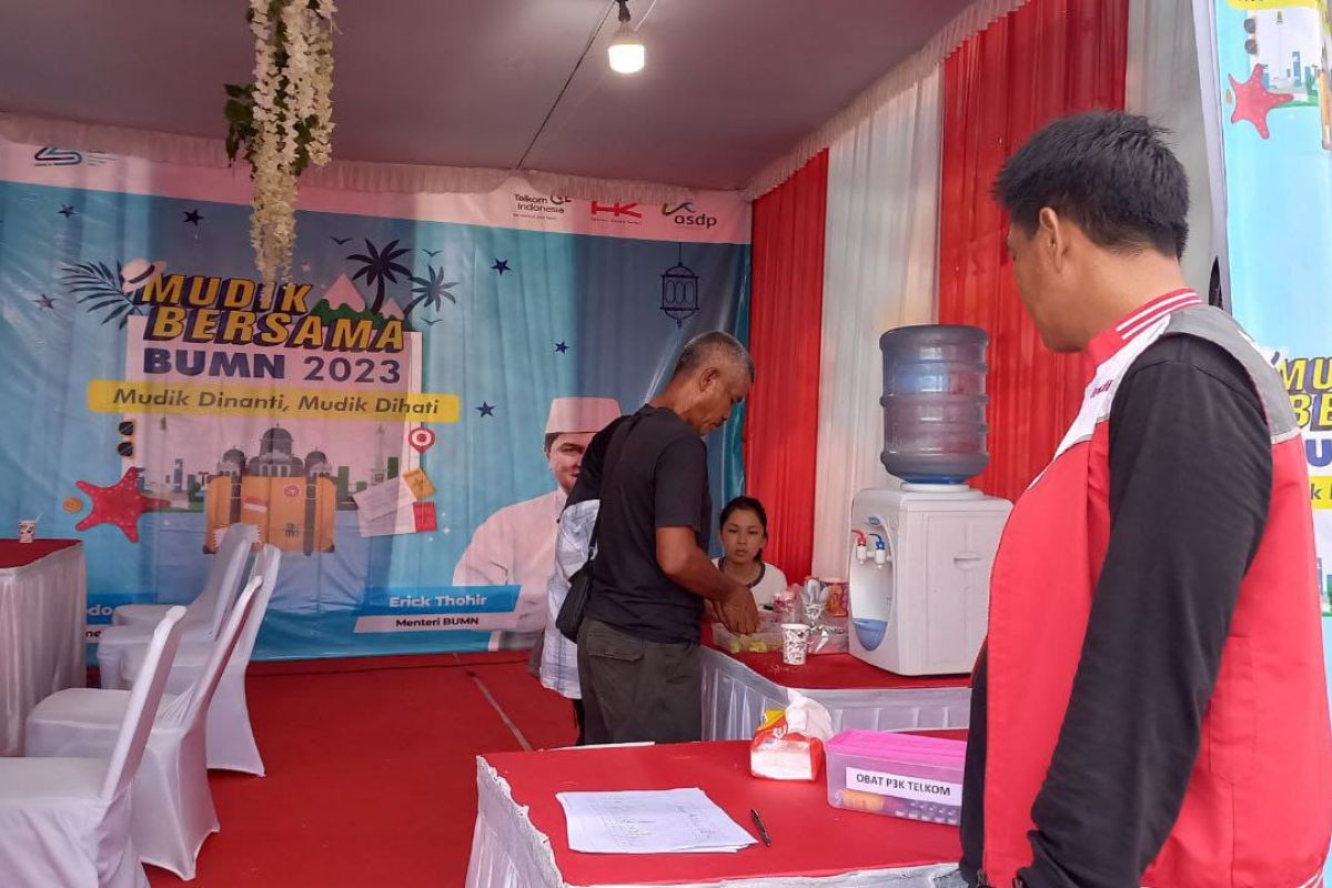 Telkom Witel Lampung buka posko arus mudik dan balik Lebaran 1444 H