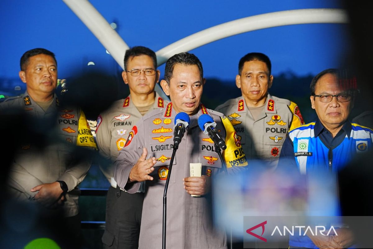 Jenderal Sigit dinilai Kapolri paling banyak menindak anggota yang melanggar