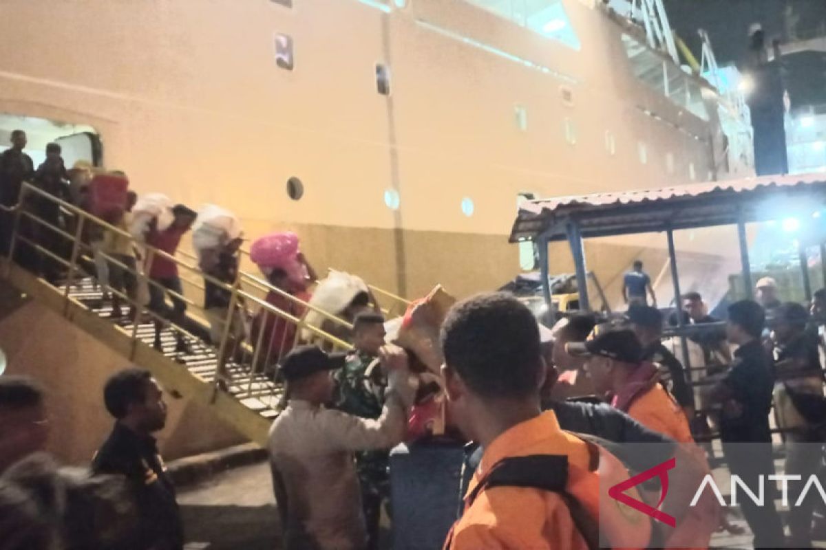 Pelni Manokwari: Arus balik penumpang KM Labobar 700 orang