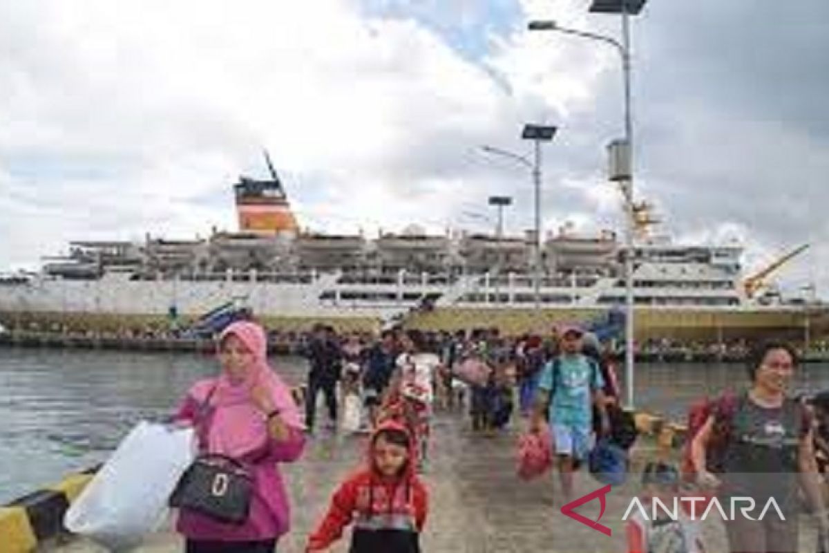 Penumpang di Pelabuhan Baubau diminta perhatikan jadwal kapal