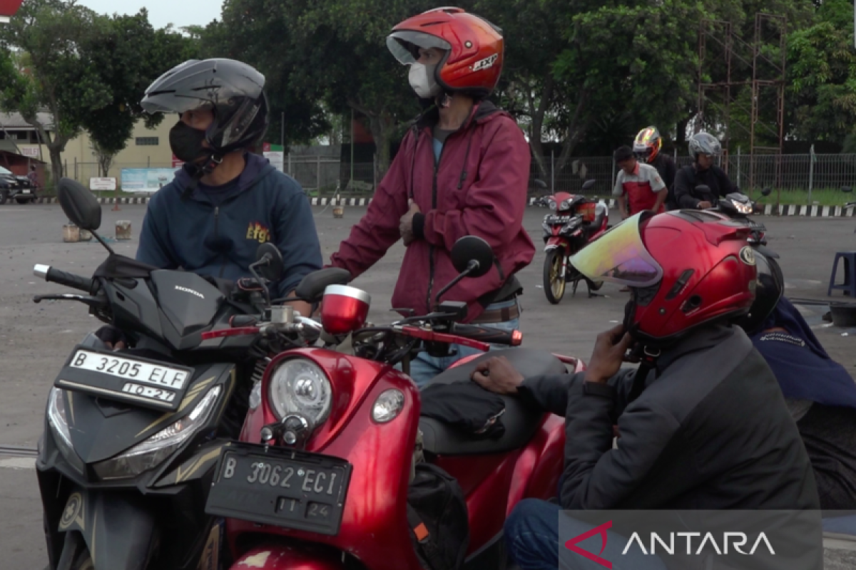Pemilir roda dua mulai tampak di Jalur Pantura menuju Jakarta