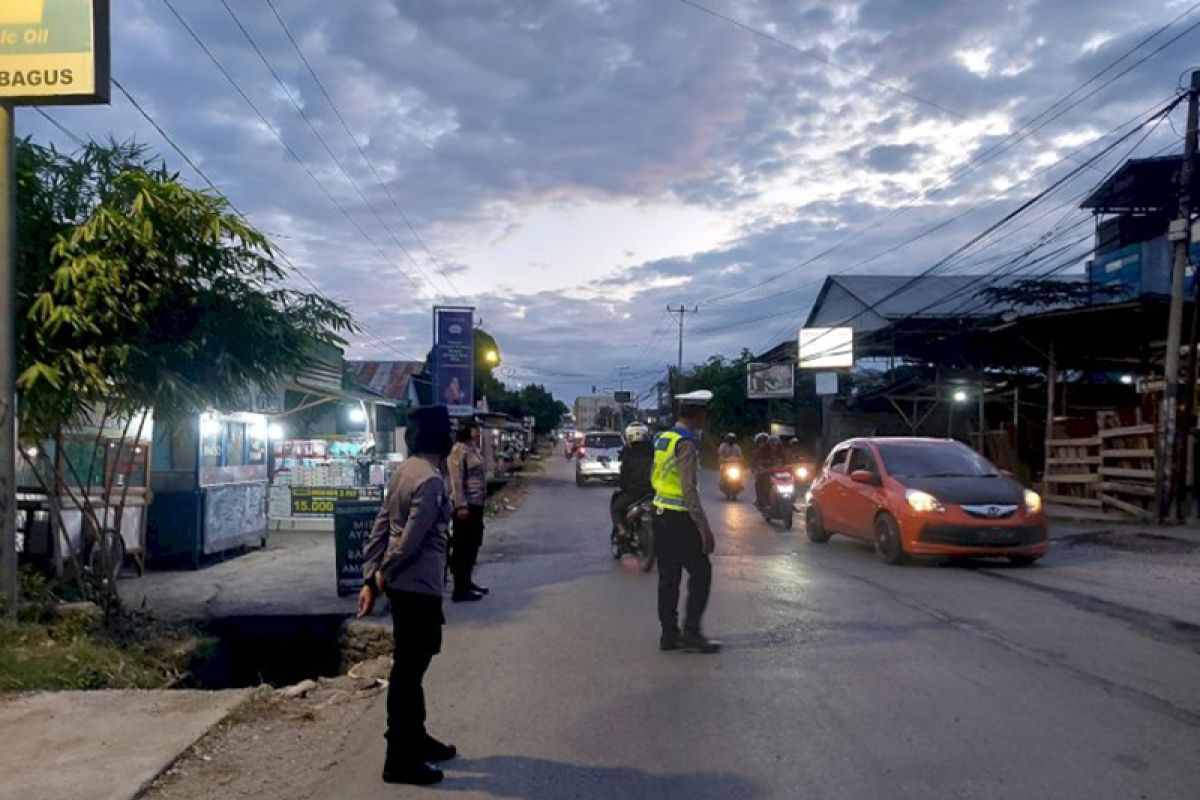 Polisi gelar "strong point" cegah pelanggaran lalin di Kupang