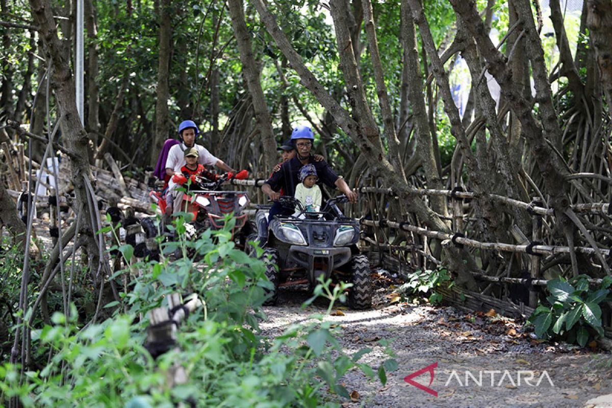 Pengunjung Romokalisari Adventure Land capai seribu orang per hari